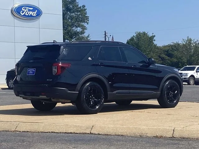 Used 2023 Black Ford Timberline image 3