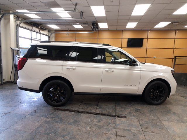Used 2025 Oxford White Ford Platinum image 8