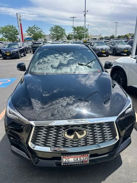 Used 2023 Black INFINITI ESSENTIAL image 3