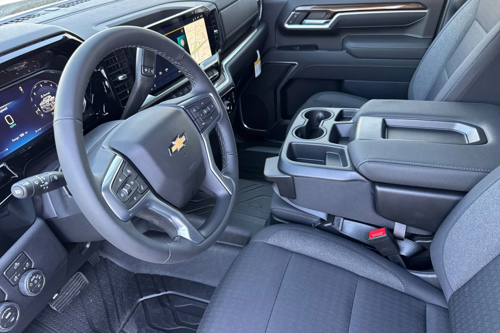 2026 Chevrolet Silverado 3500 HD LT view 9