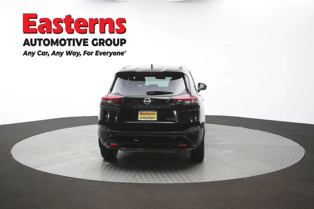 Used 2023 Black Nissan SV image 40