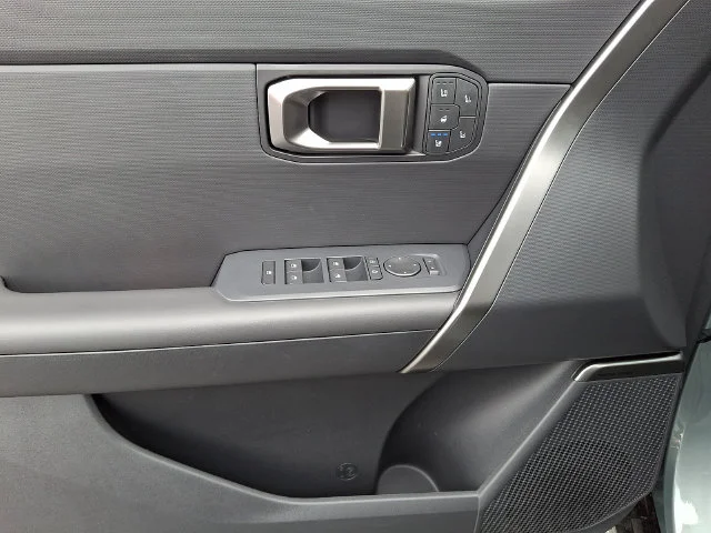 Certified Used 2027 Green Kia X-Line SX image 13