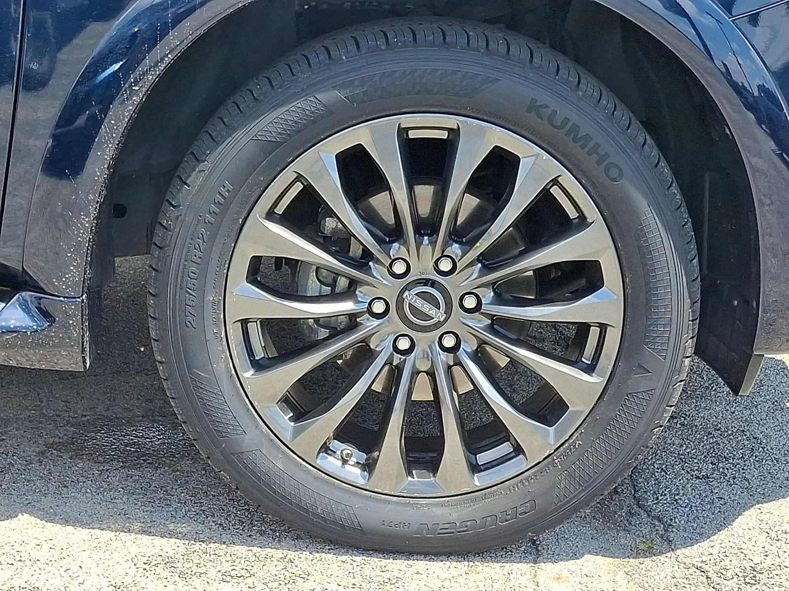 Used 2023 Blue Nissan Platinum image 8