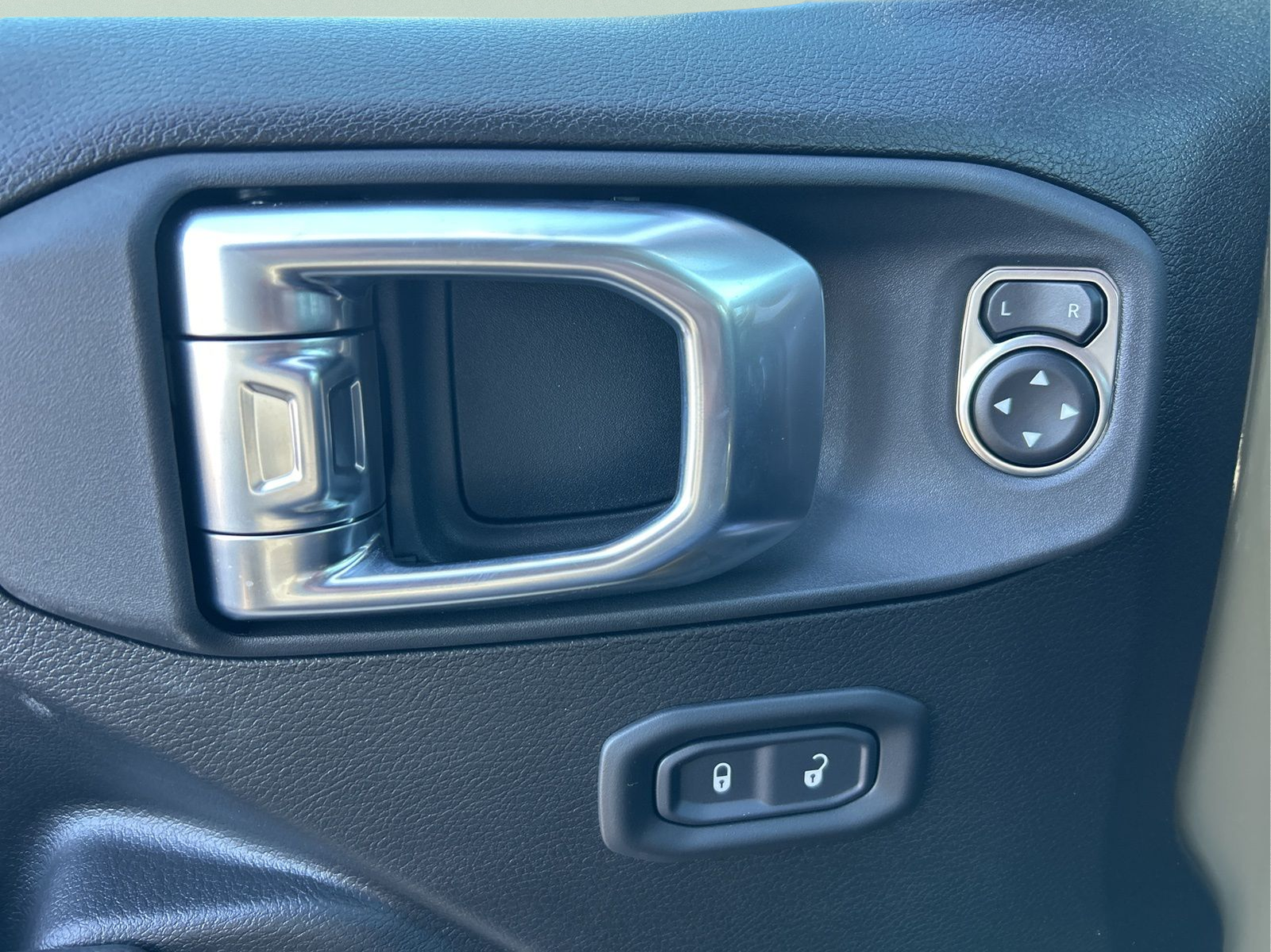 New 2026 41 Exterior Paint Jeep Sport S image 12