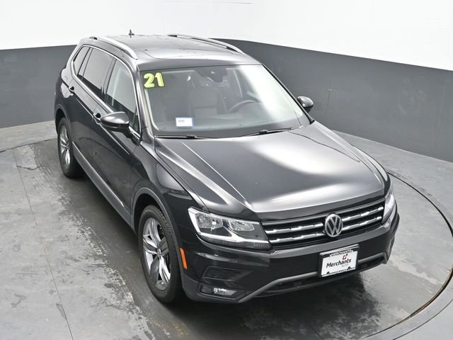 Used 2021 Black Volkswagen 2.0T SE image 31