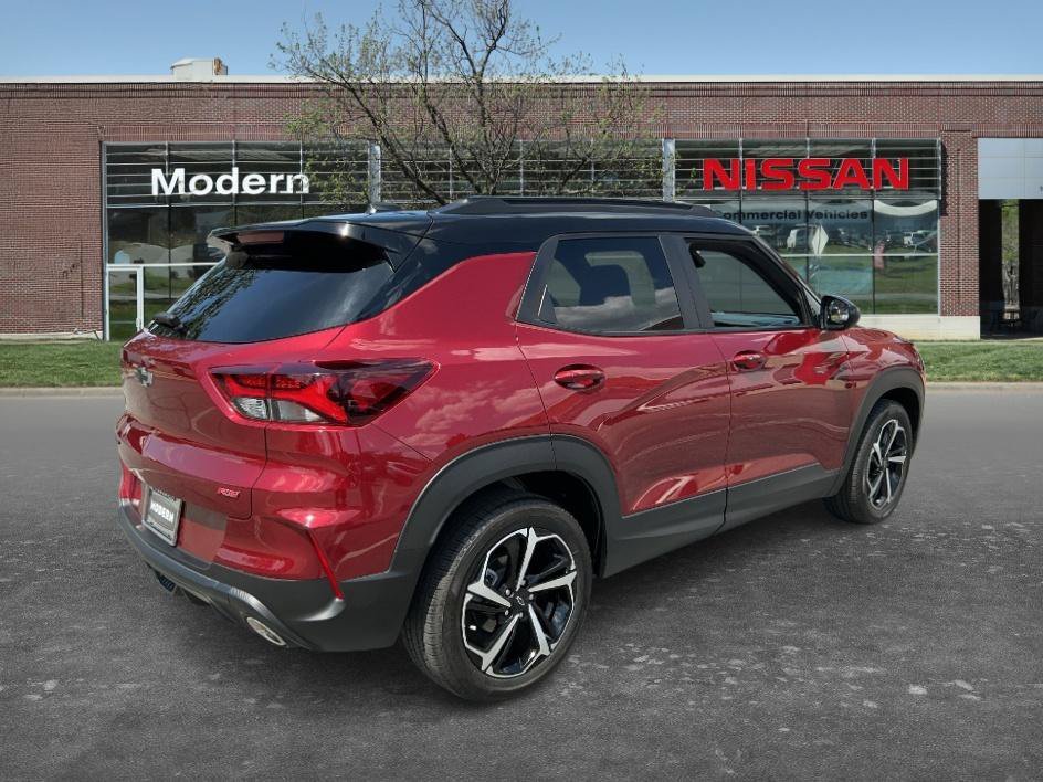 Used 2023 Crimson Metallic Chevrolet RS image 4
