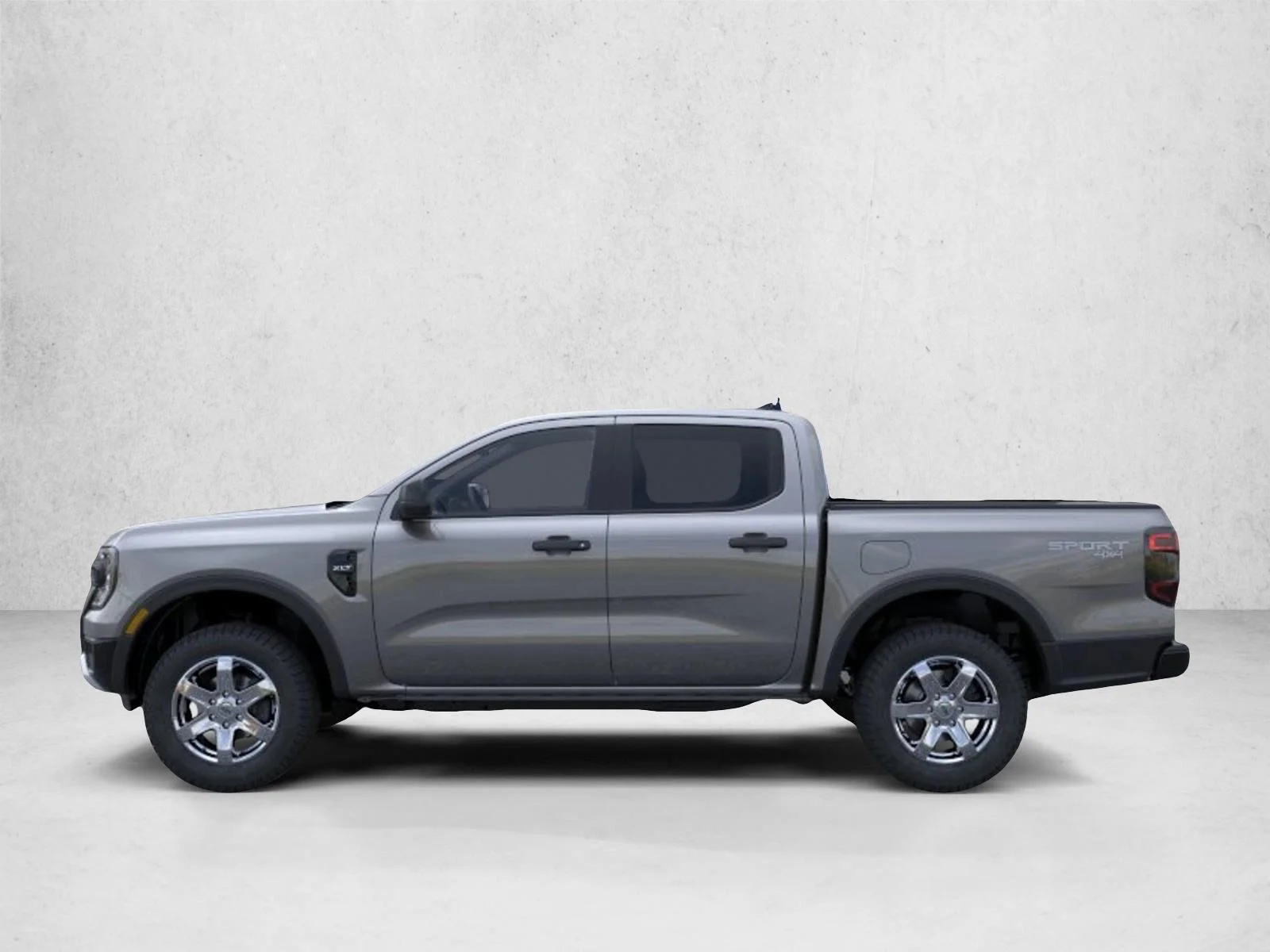 New 2026 Carbonized Gray Metallic Ford XLT image 3