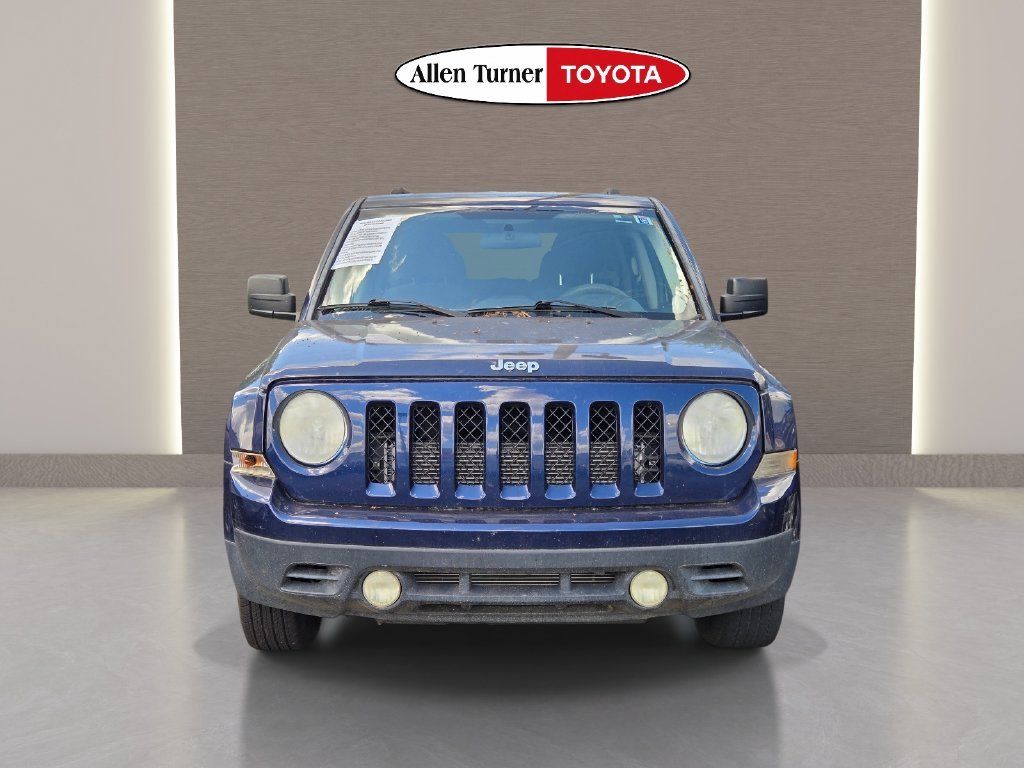 Used 2014 Blue Jeep Sport image 7