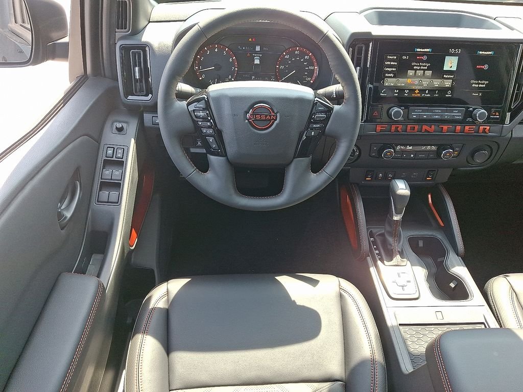 2026 Nissan Frontier — photo 6