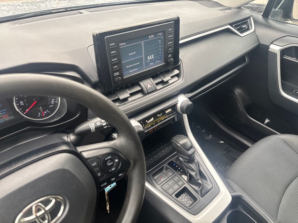 Used 2019 Silver Toyota LE image 21