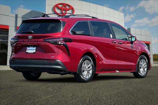 Certified Used 2026 RUBY FLARE PEARL Toyota  image 3