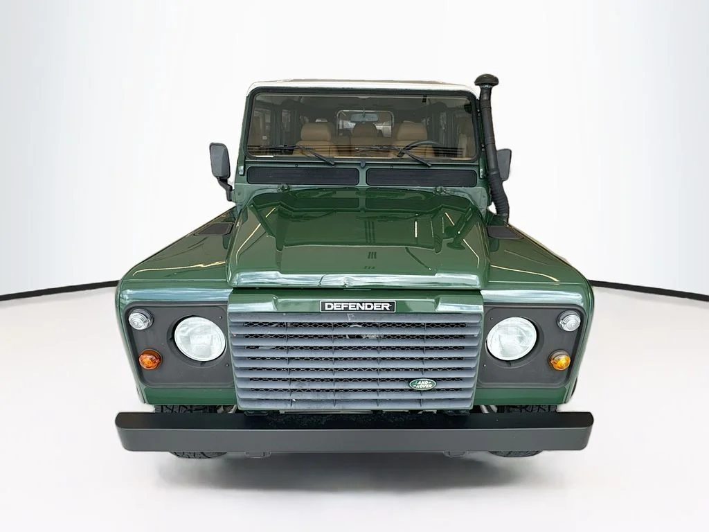 Used 1996 Green Land Rover 110 image 2