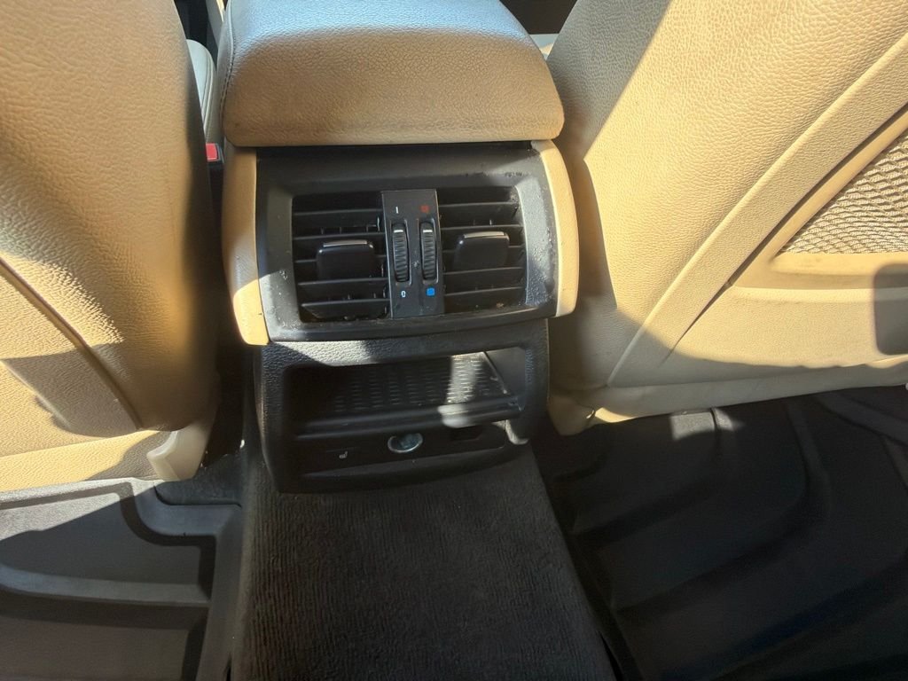 Used 2017 Black BMW sDrive28i image 21