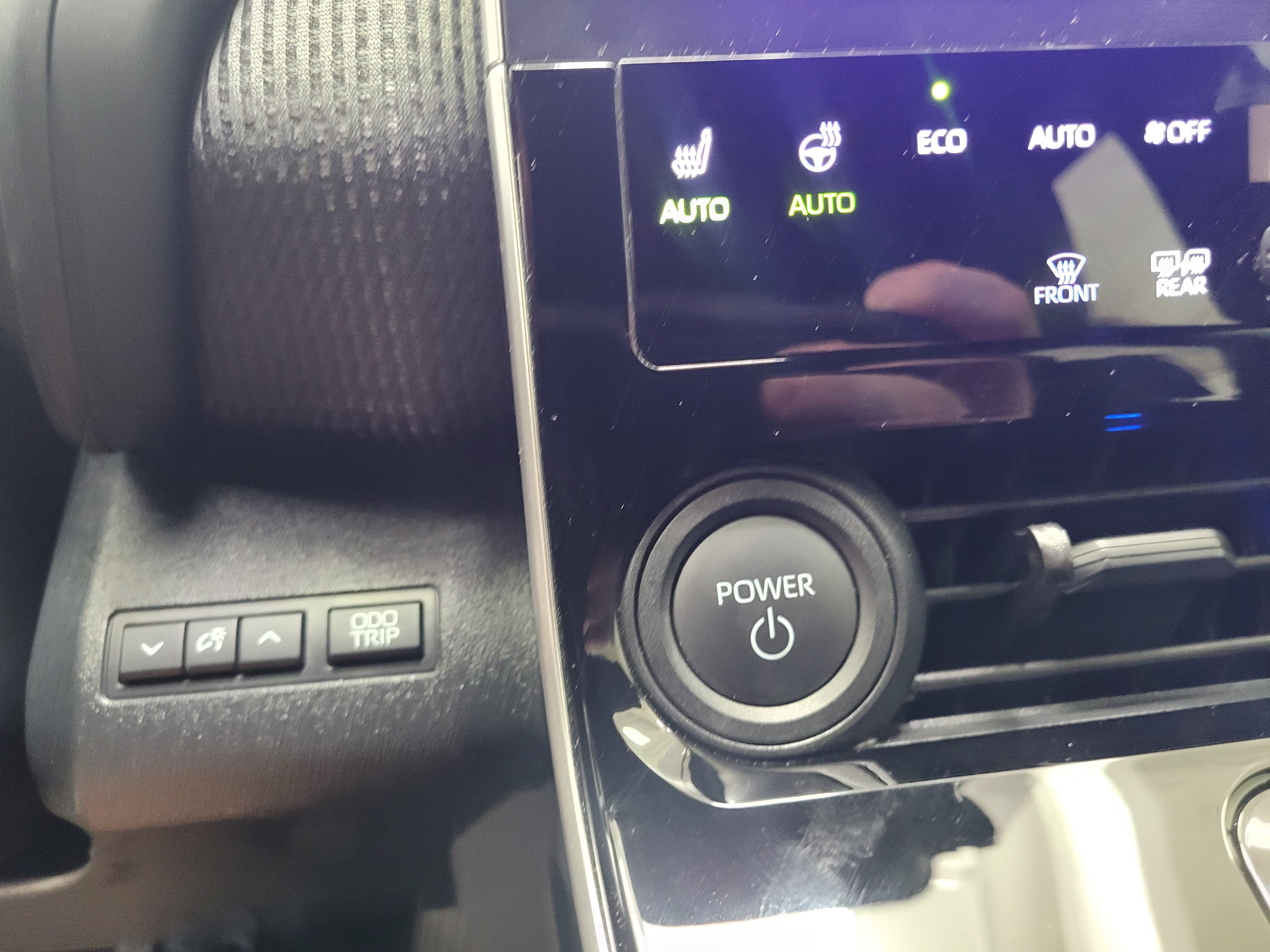 Certified Used 2024 White Toyota  image 28
