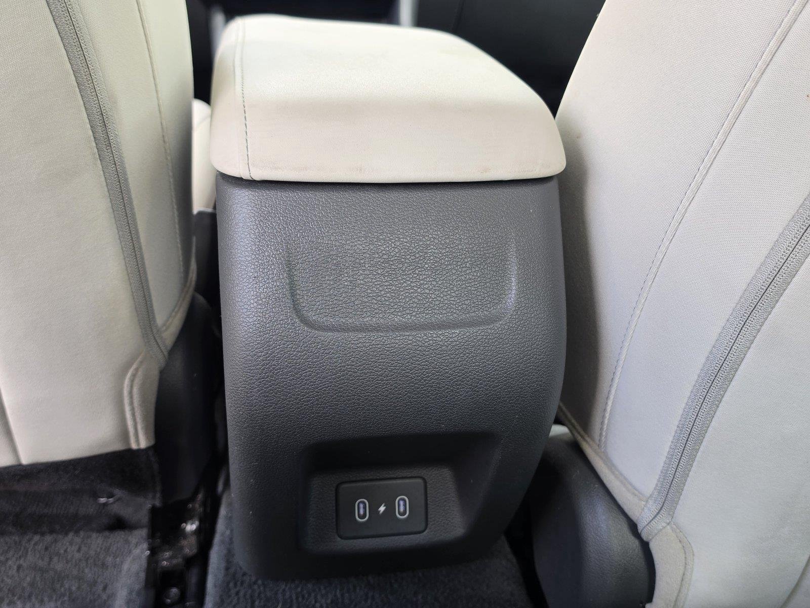 Used 2025 Abyss Black Hyundai SEL image 18