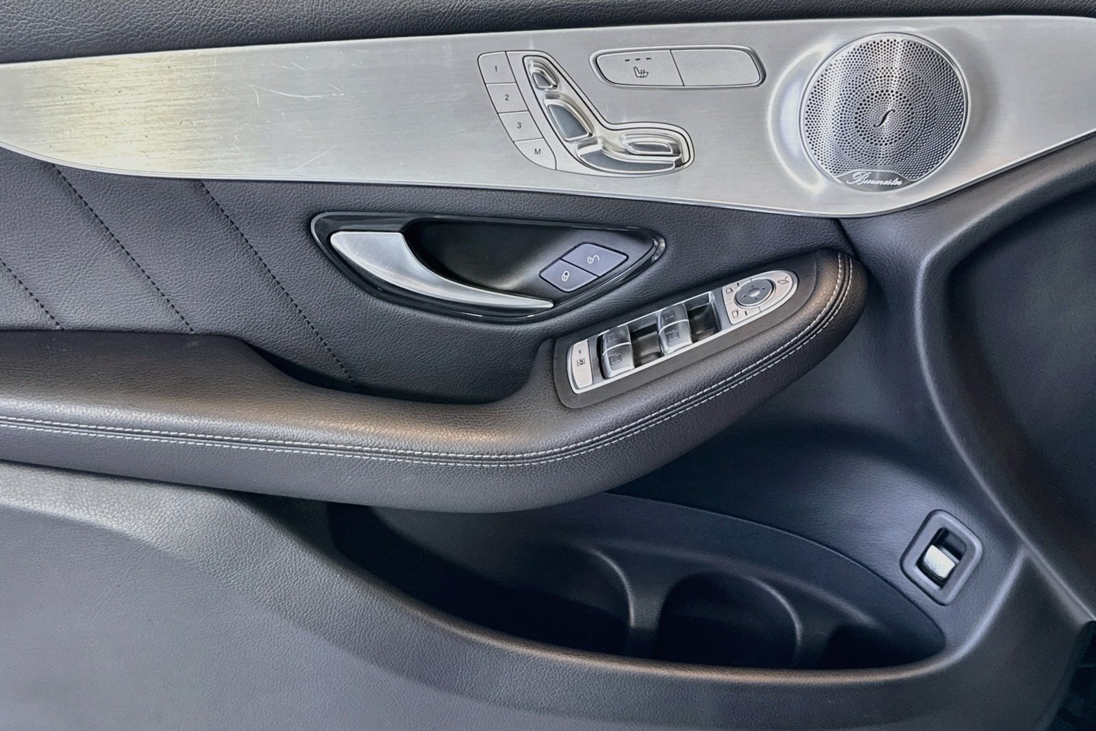 Used 2019 Black Mercedes-Benz GLC 300 image 17