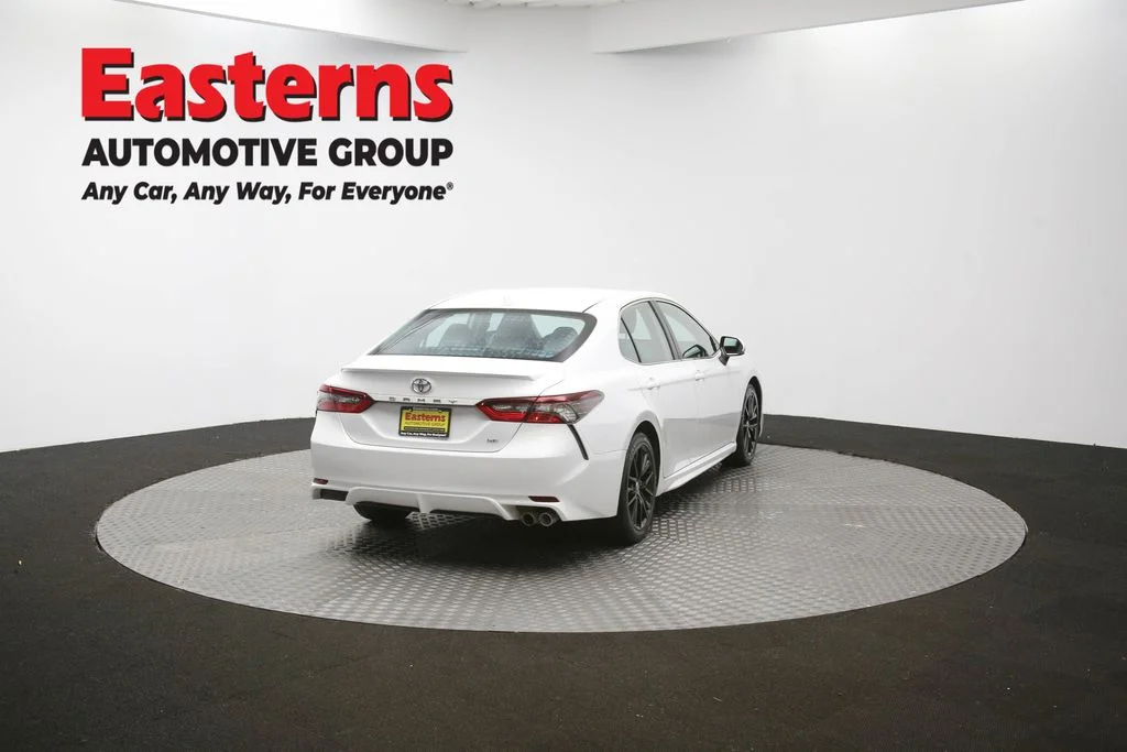 Used 2023 White Toyota SE image 34