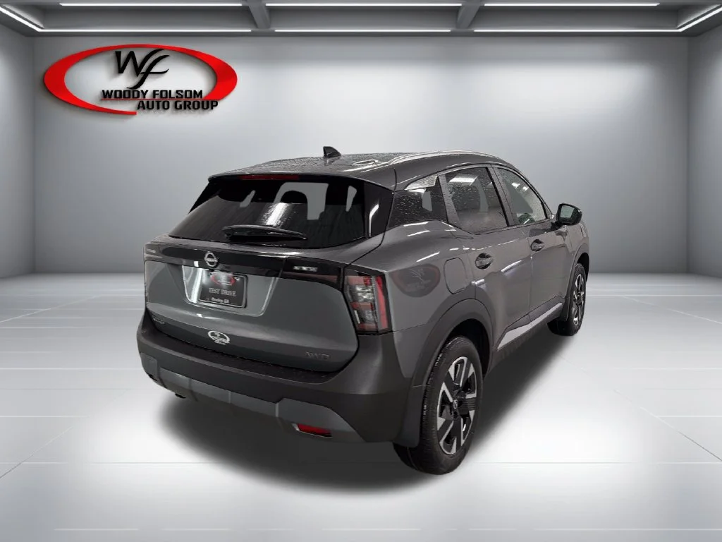 New 2027 Gun Metallic Nissan SV image 6