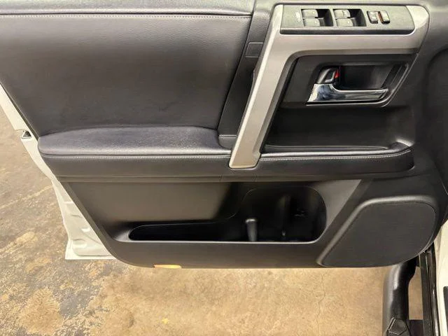 2022 Toyota 4Runner SR5 Premium - Photo 18