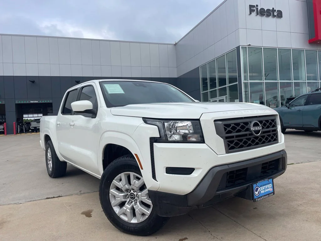 Used 2023 White Nissan SV image 1