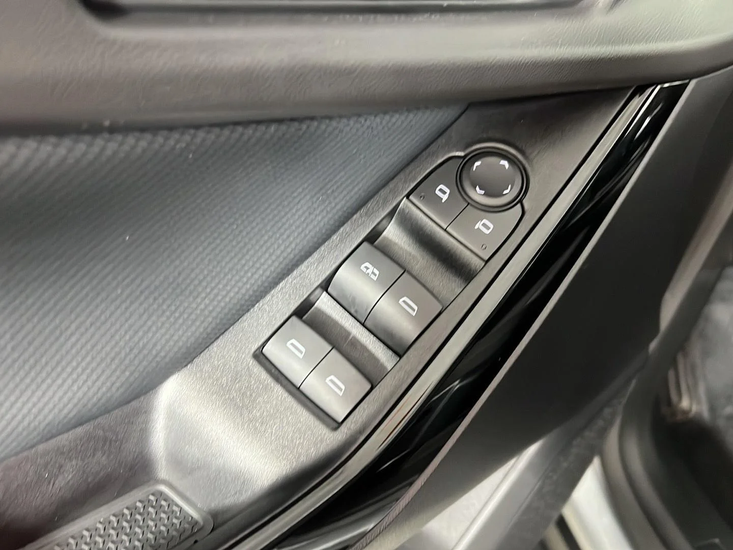 Used 2026 Sterling Gray Metallic Chevrolet AWD LT image 36