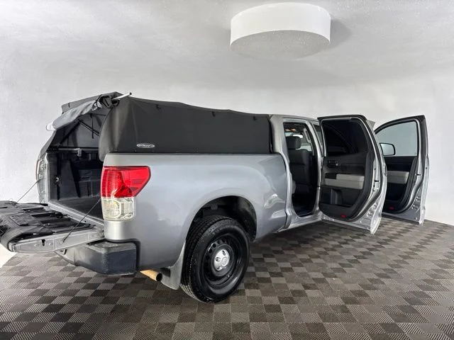 Used 2010  Toyota Grade image 17