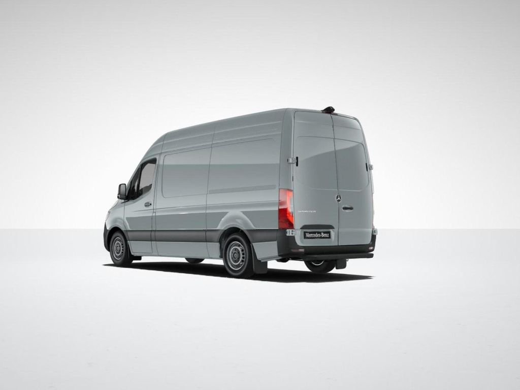New 2025  Mercedes-Benz Cargo 144 WB image 29