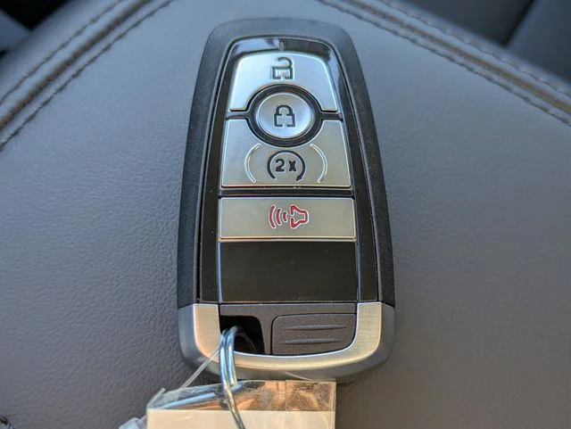 New 2026 Gray Ford Lariat image 28