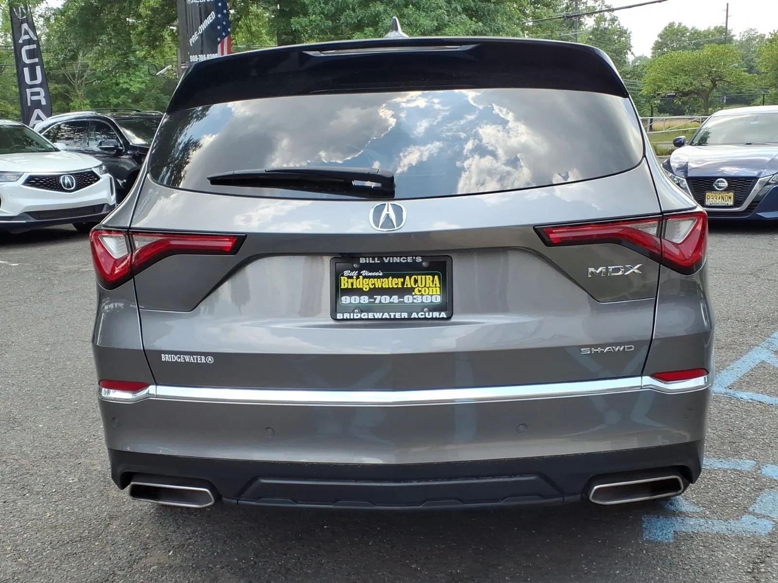 Used 2024 Liquid Carbon Metallic Acura SH-AWD TECH image 6