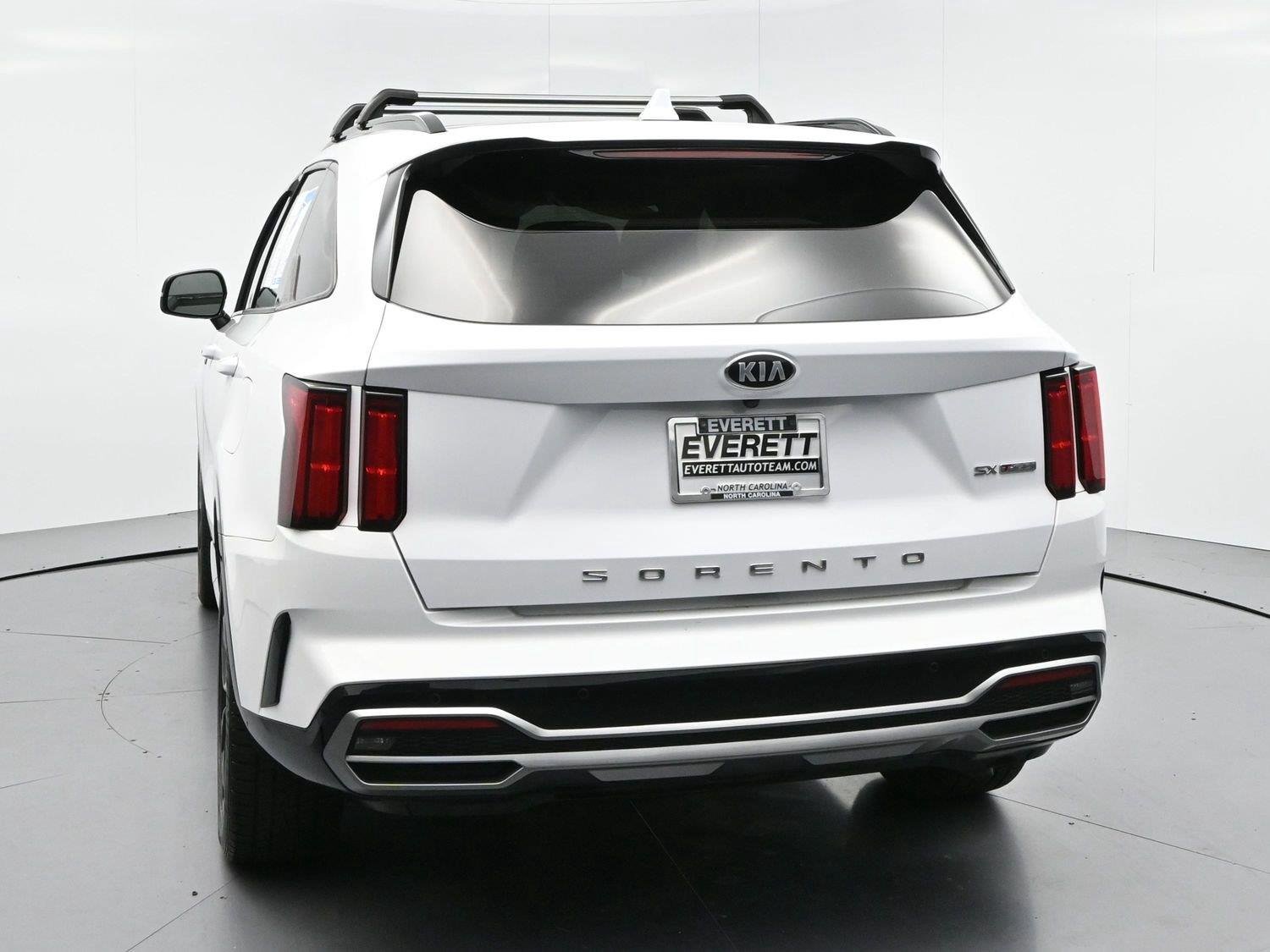 Used 2021 Glacial White Pearl Kia SX image 5