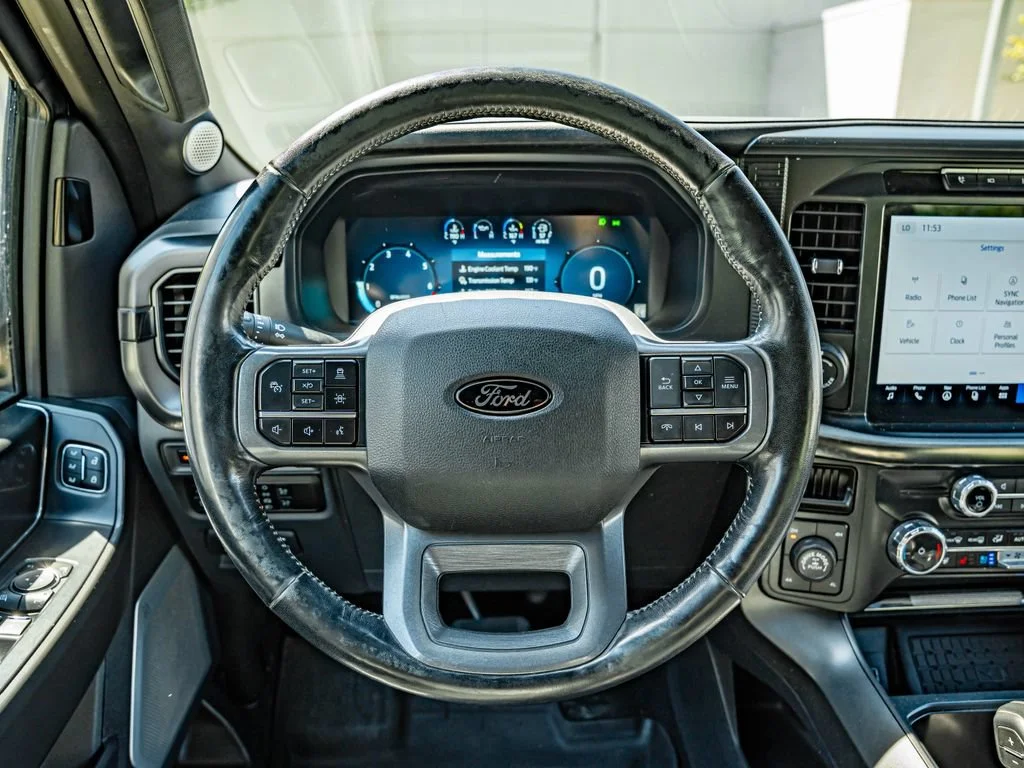 Used 2024 Agate Black Metallic Ford Lariat image 25