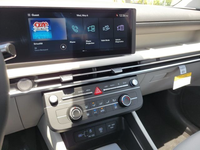 New 2026 Black Hyundai SE FWD image 13