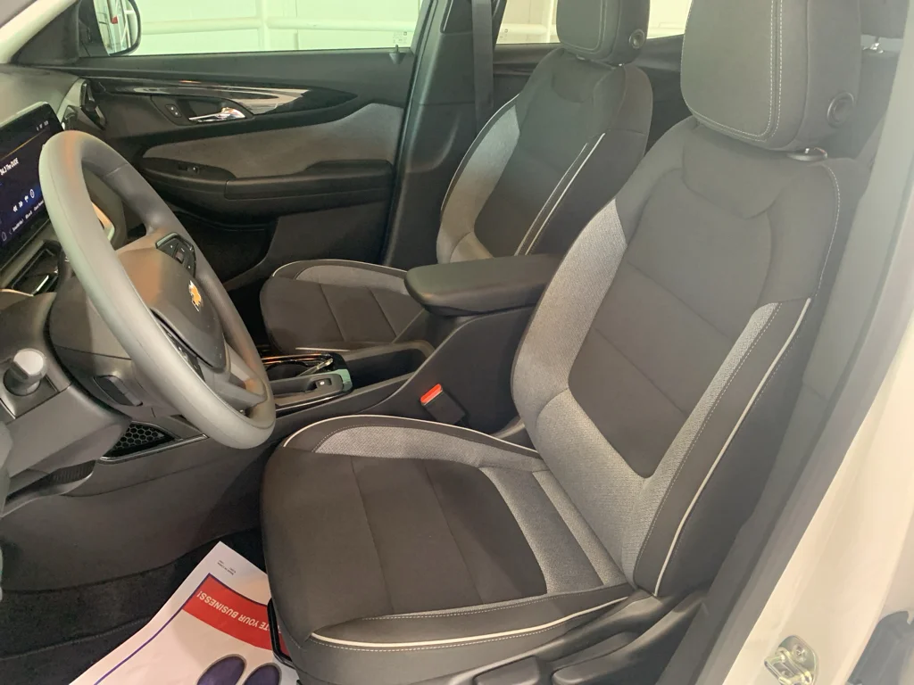 2026 Chevrolet Trailblazer LS - Photo 11