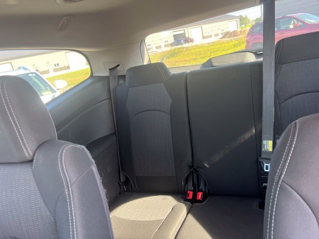 Used 2016 Siren Red Tintcoat Chevrolet LT image 14