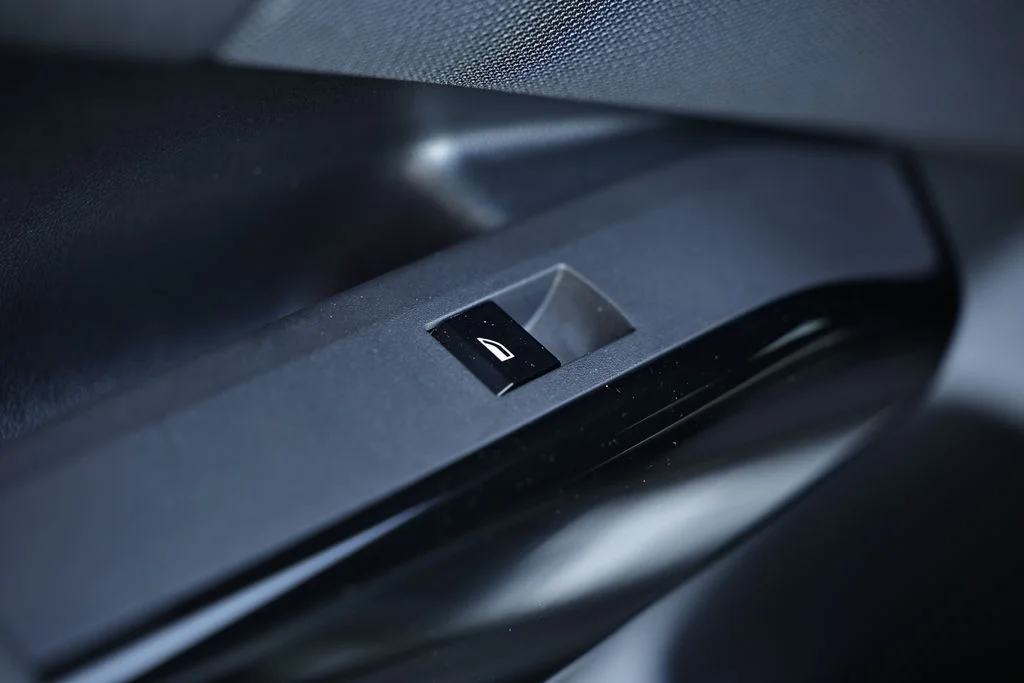 New 2026 Skyscraper Grey Metallic BMW 30 xDrive image 24