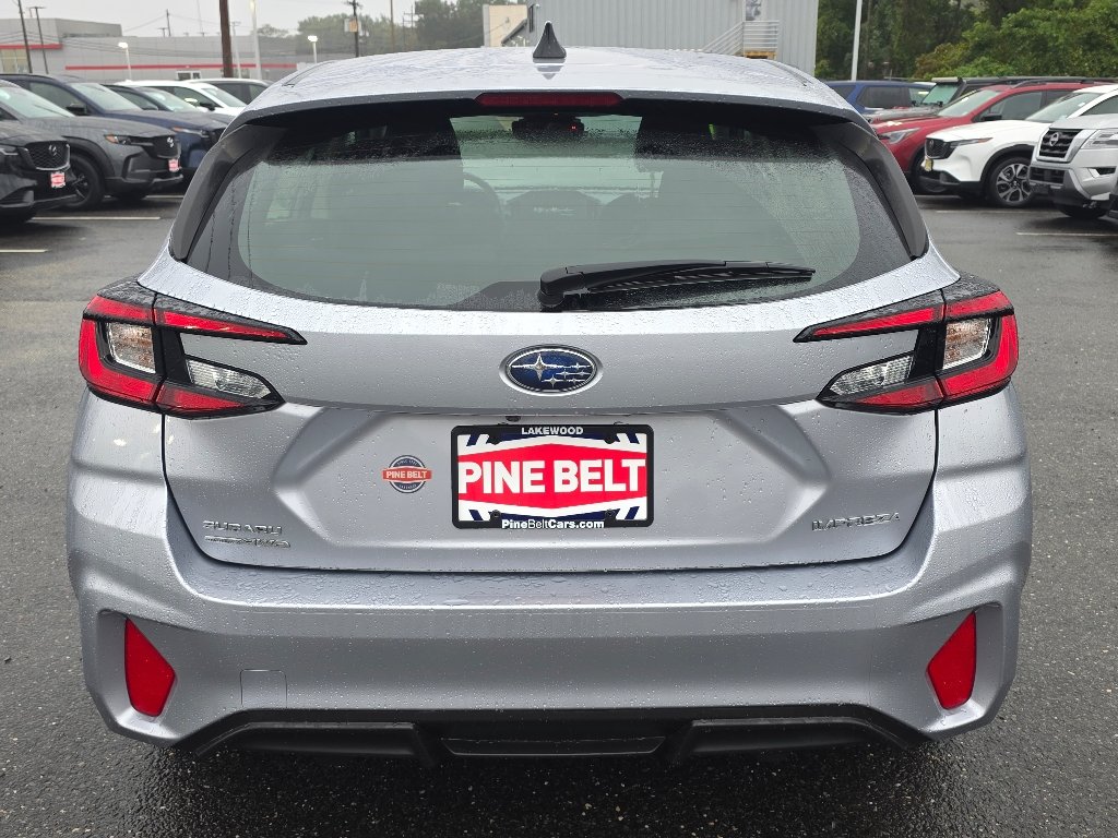Used 2024 Ice Silver Metallic Subaru  image 15
