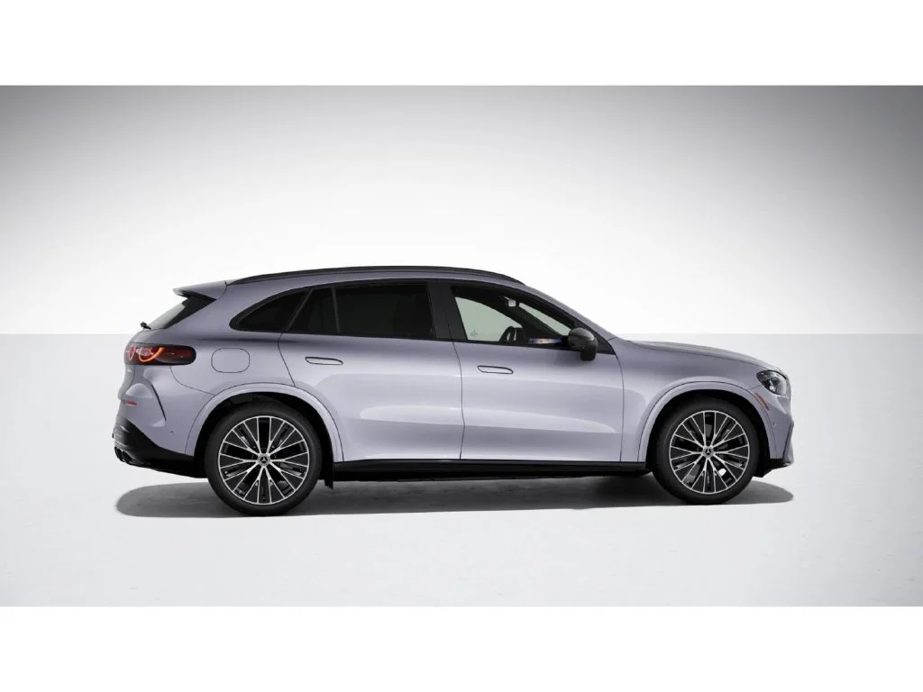 New 2027 Silver Mercedes-Benz GLC 400 image 17