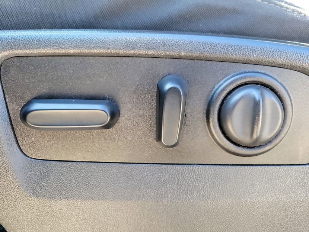 2021 Chevrolet Silverado 1500 RST - Photo 17