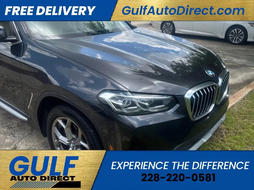 Used 2022 Gray BMW xDrive30i image 1