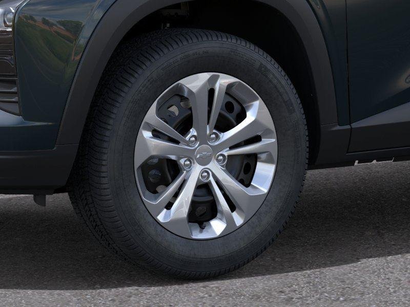 2026 Chevrolet Trax LS - Photo 9