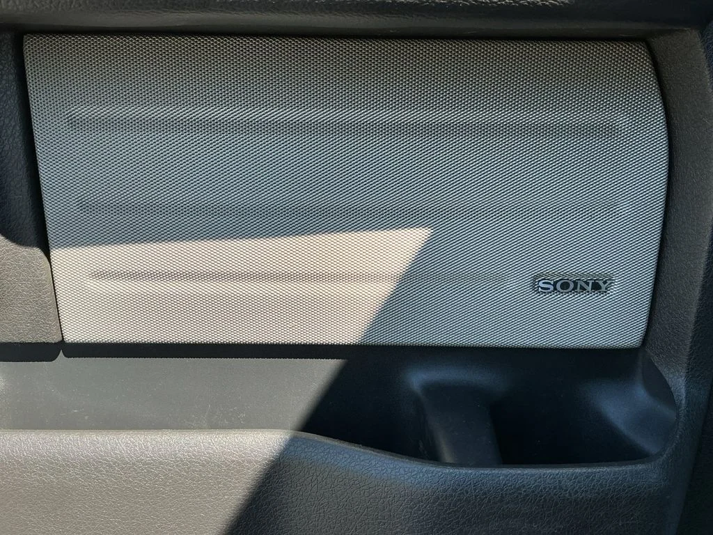 Used 2011 Gray Ford  image 20