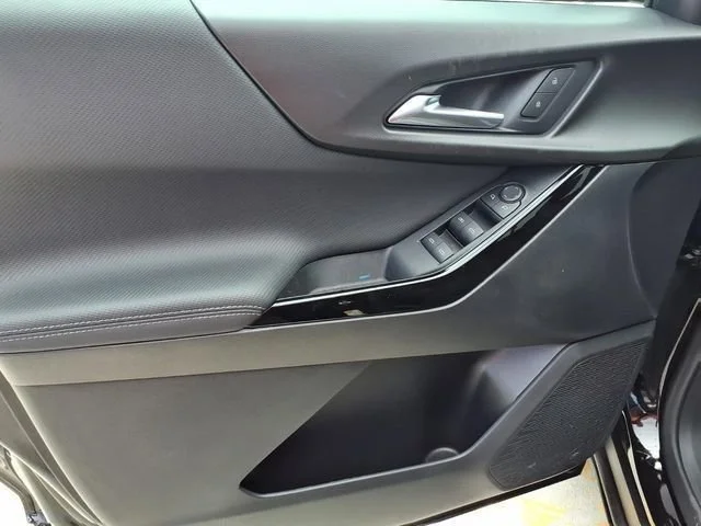 New 2026 Mosaic Black Metallic Chevrolet LT image 10