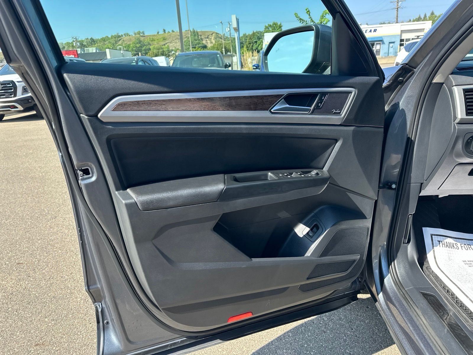 Used 2019 Gray Volkswagen SEL Premium image 20