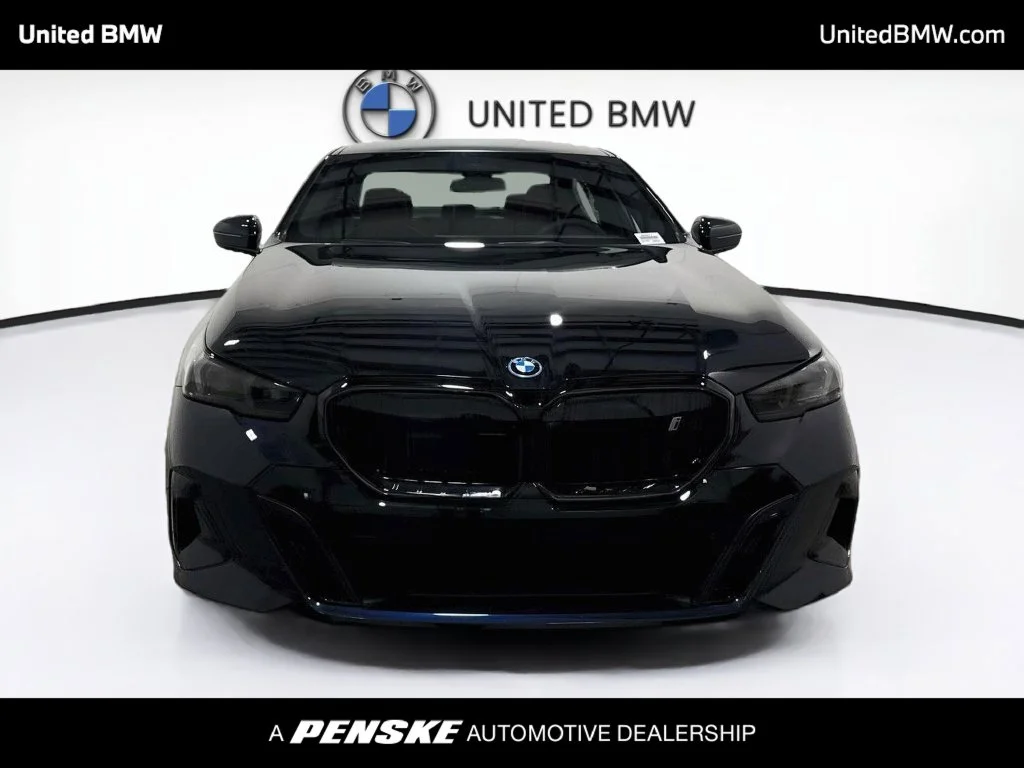 New 2027 Carbon Black Metallic BMW eDrive40 image 2