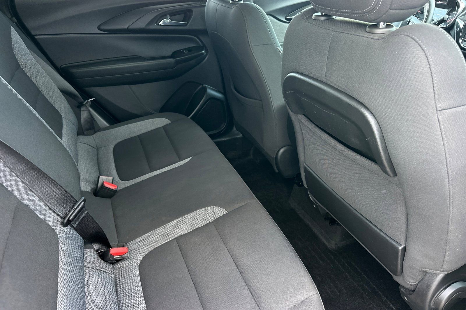 Used 2023 Mosaic Black Metallic Chevrolet LT image 18