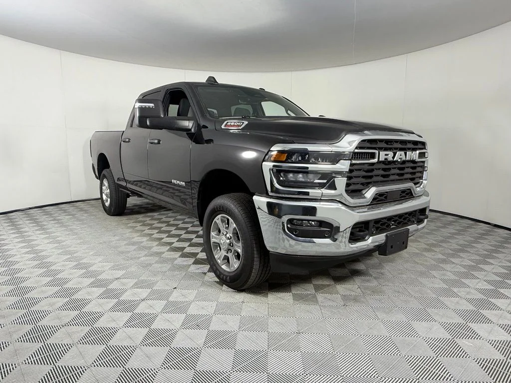 Certified Used 2025 Black Ram Big Horn image 3