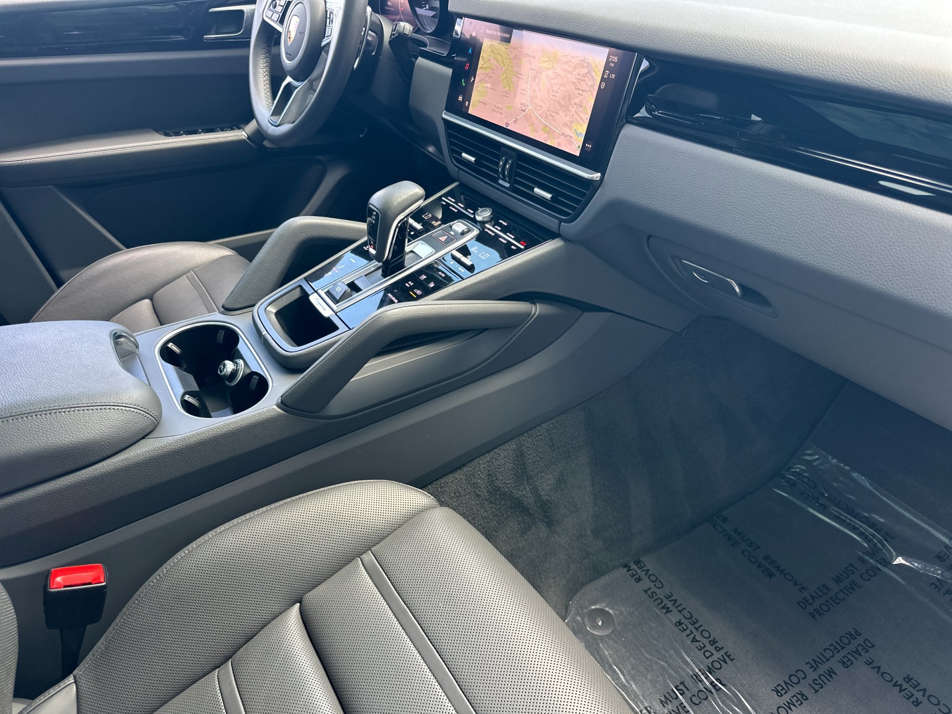 Certified Used 2022 White Porsche S image 24