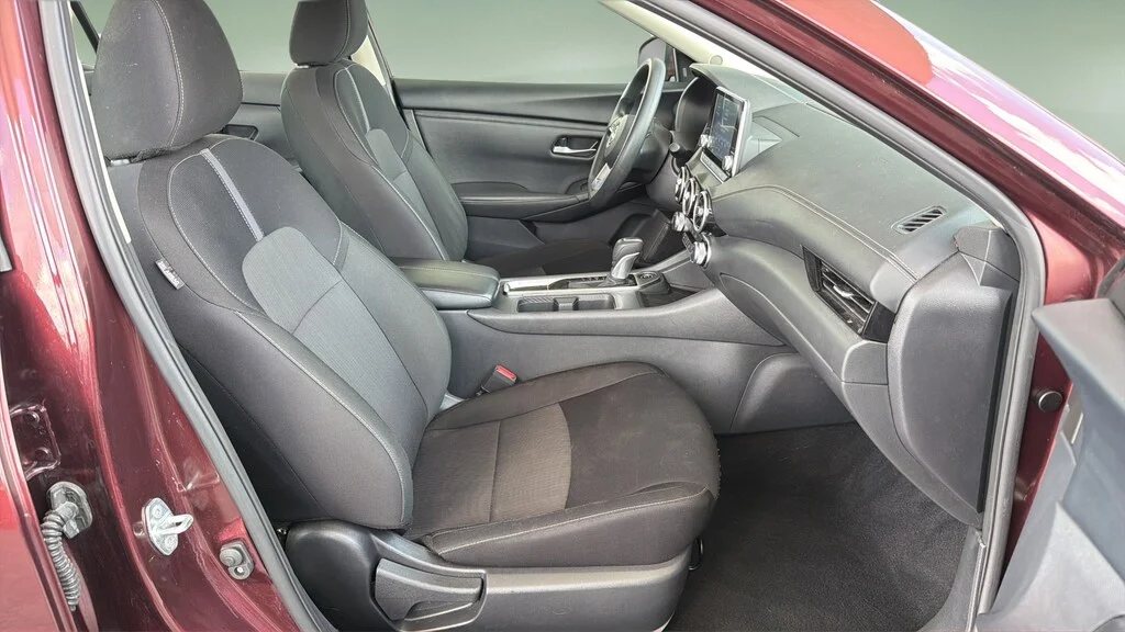 Certified Used 2025 Rosewood Nissan SV image 11