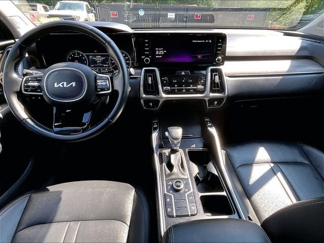 Used 2023 Silver Kia X-Line S image 16