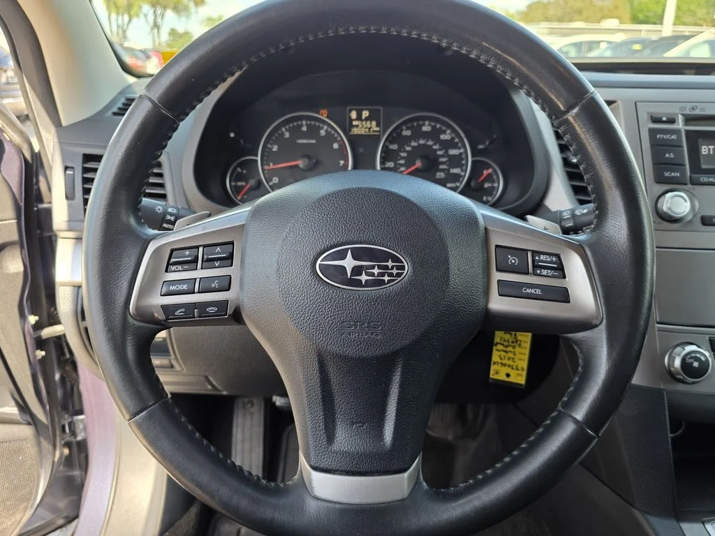 2013 Subaru Outback Premium - Photo 22